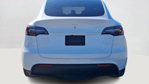 2020 Tesla Model Y 5YJYGDEE9LF010154