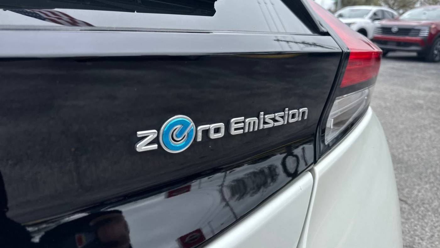 2022 Nissan LEAF 1N4BZ1DV0NC559666