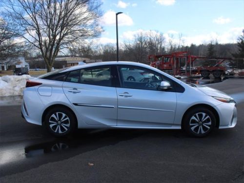 2018 Toyota Prius Prime JTDKARFP5J3103526