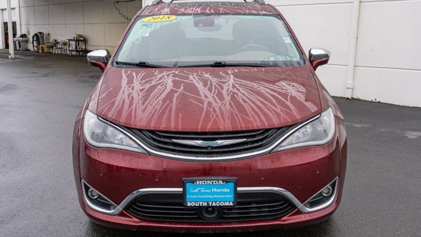 2018 Chrysler Pacifica 2C4RC1N75JR183526