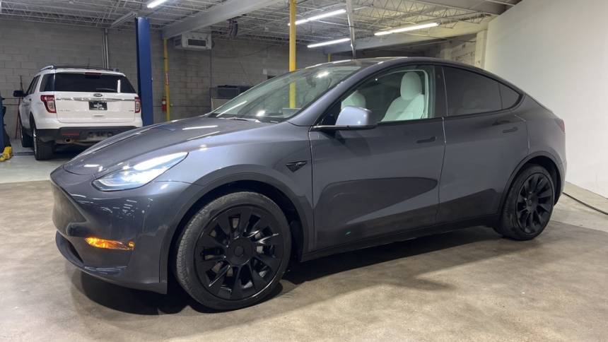 2021 Tesla Model Y 5YJYGDEE3MF249734