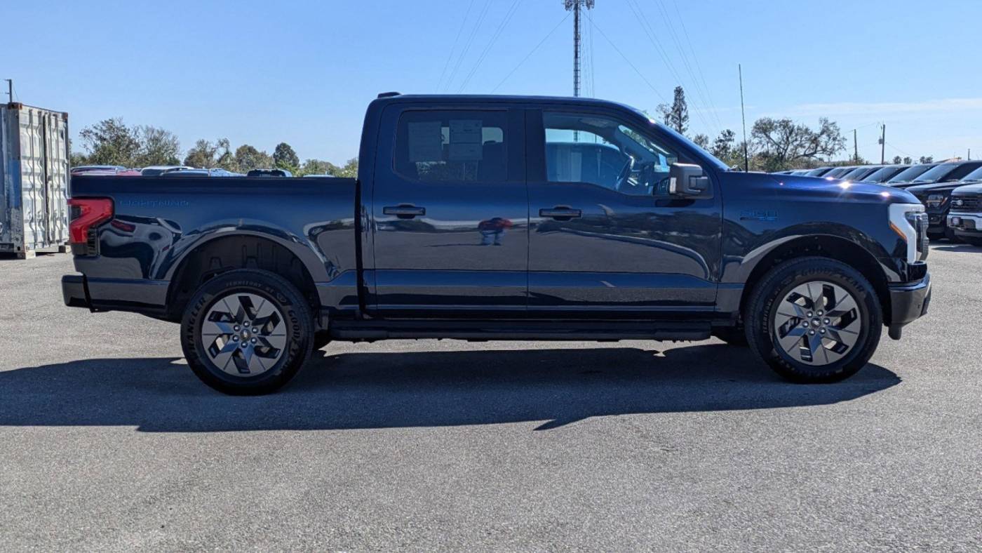 2024 Ford F-150 Lightning 1FT6W3L71RWG02113