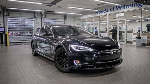 2013 Tesla Model S 5YJSA1AC1DFP10214