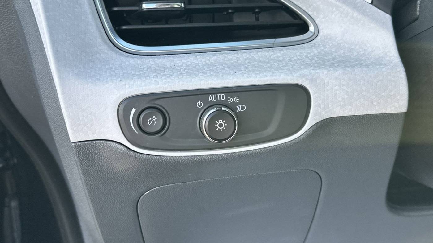 2017 Chevrolet Bolt 1G1FX6S09H4131558
