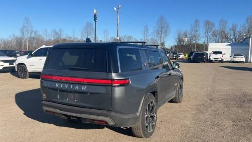 2022 Rivian R1S 7PDSGABL3NN000899