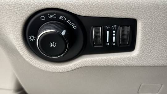 2023 Chrysler Pacifica 2C4RC1L75PR556219