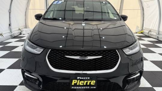 2023 Chrysler Pacifica 2C4RC1L75PR556219