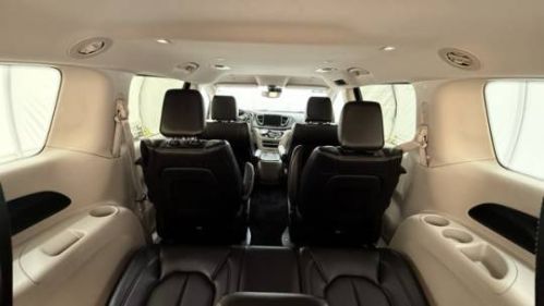 2023 Chrysler Pacifica 2C4RC1L75PR556219
