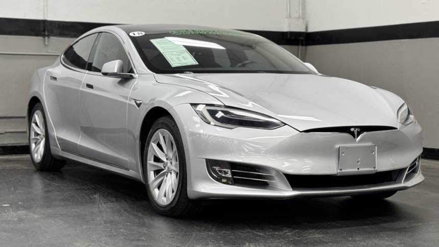 2018 Tesla Model S 5YJSA1E26JF268785