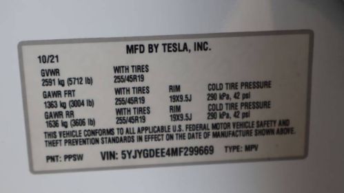 2021 Tesla Model Y 5YJYGDEE4MF299669