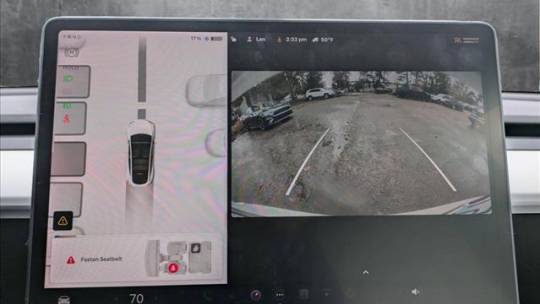 2021 Tesla Model Y 5YJYGDEEXMF100589