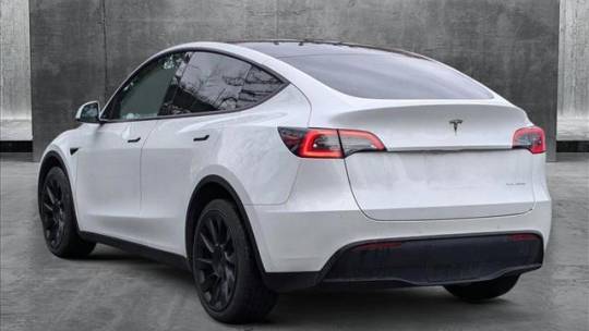 2021 Tesla Model Y 5YJYGDEEXMF100589