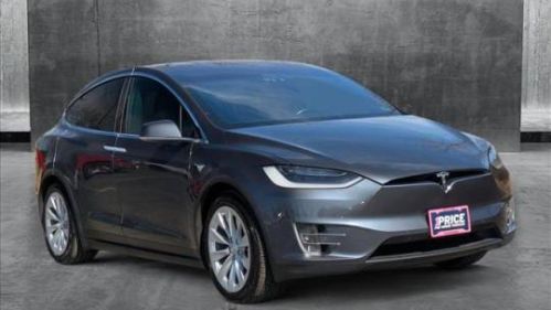 2018 Tesla Model X 5YJXCDE23JF102810