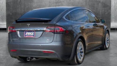 2018 Tesla Model X 5YJXCDE23JF102810