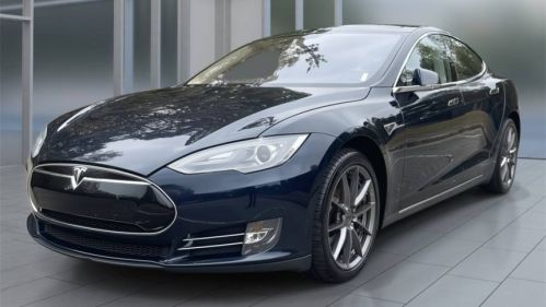 2014 Tesla Model S 5YJSA1H16EFP30710