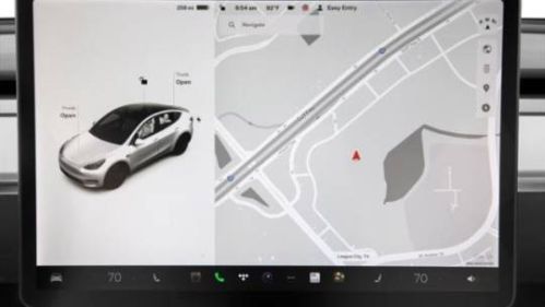 2021 Tesla Model Y 5YJYGDED1MF133617