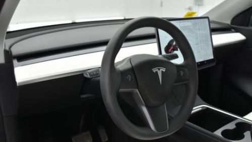 2021 Tesla Model Y 5YJYGDEE7MF293803