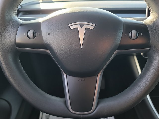 2021 Tesla Model Y 5YJYGDEE0MF100164