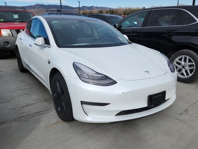 2019 Tesla Model 3 5YJ3E1EB5KF511819