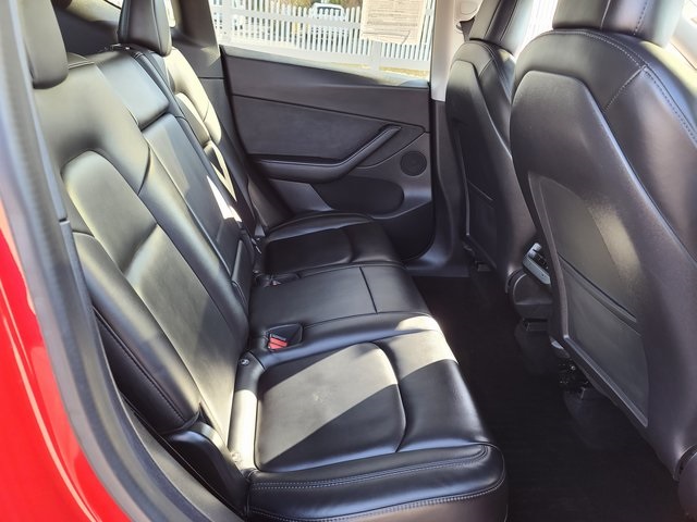 2021 Tesla Model Y 5YJYGDEE0MF100164