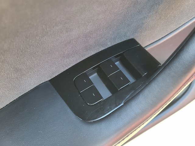 2021 Tesla Model Y 5YJYGDEE0MF100164