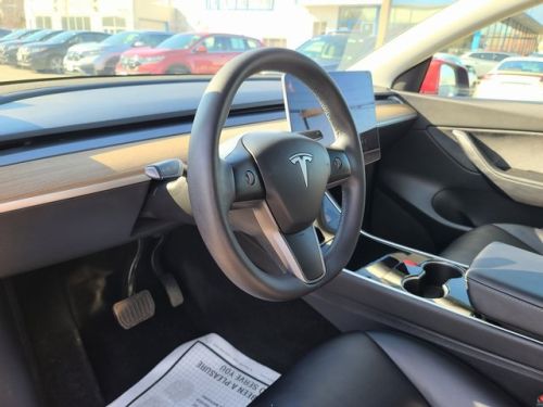 2021 Tesla Model Y 5YJYGDEE0MF100164