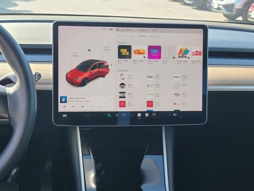 2021 Tesla Model Y 5YJYGDEE0MF100164
