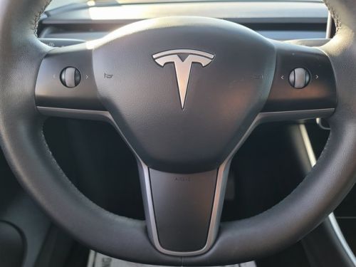 2021 Tesla Model Y 5YJYGDEE0MF100164