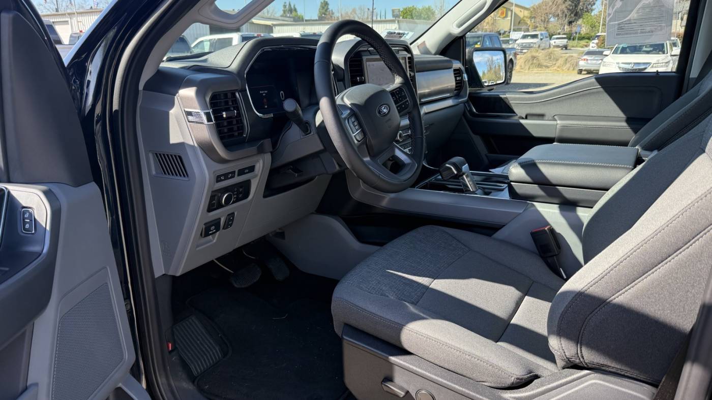 2024 Ford F-150 Lightning 1FTVW3LK4RWG18547