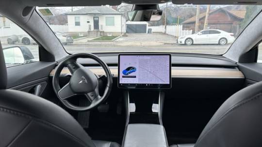 2017 Tesla Model 3 5YJ3E1EA5HF000417