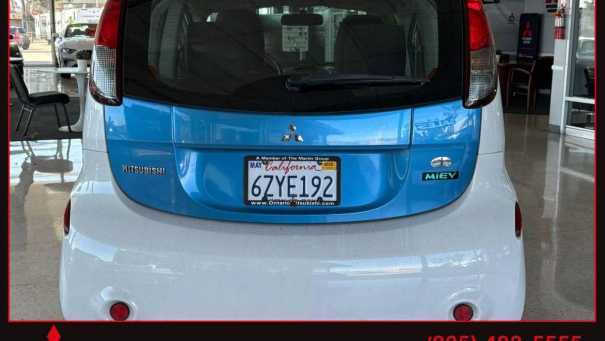 2012 Mitsubishi i-MiEV - Images - 4