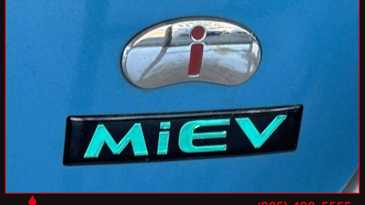 2012 Mitsubishi i-MiEV - Images - 21