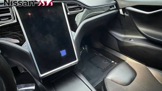 2016 Tesla Model S 5YJSA1E22GF168904