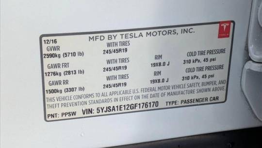 2016 Tesla Model S 5YJSA1E12GF176170