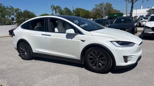 2018 Tesla Model X 5YJXCBE21JF087633