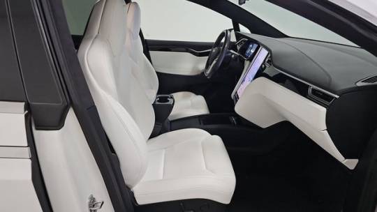 2018 Tesla Model X 5YJXCBE21JF087633