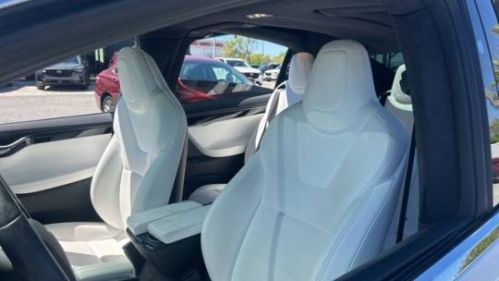 2018 Tesla Model X 5YJXCBE21JF087633