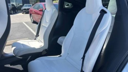 2018 Tesla Model X 5YJXCBE21JF087633