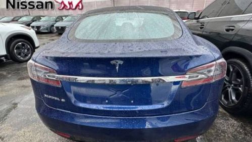 2016 Tesla Model S 5YJSA1E22GF168904