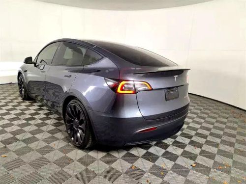 2023 Tesla Model Y 7SAYGDEF8PF830033