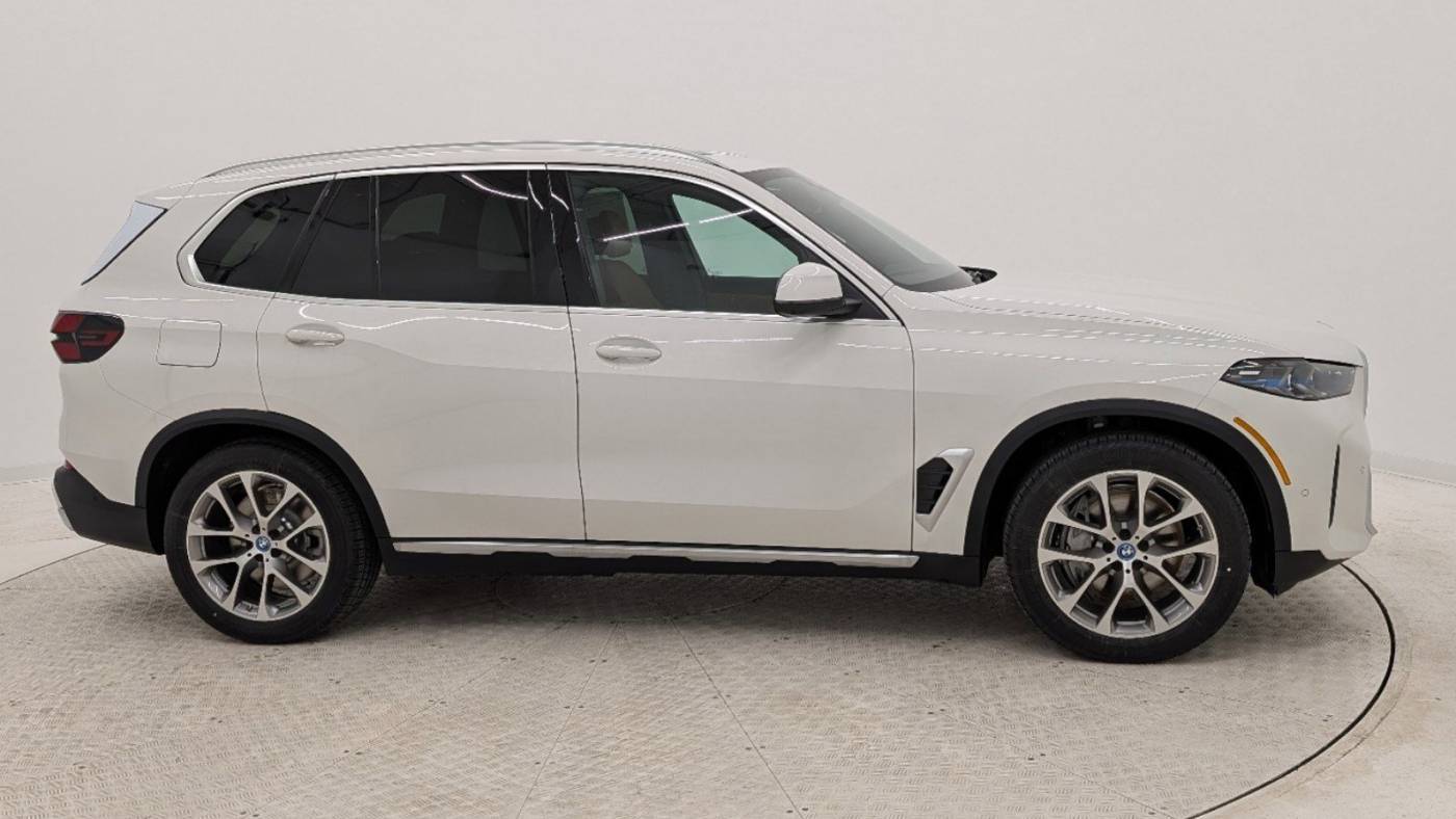 2025 BMW X5 5UX43EU04S9Z41285