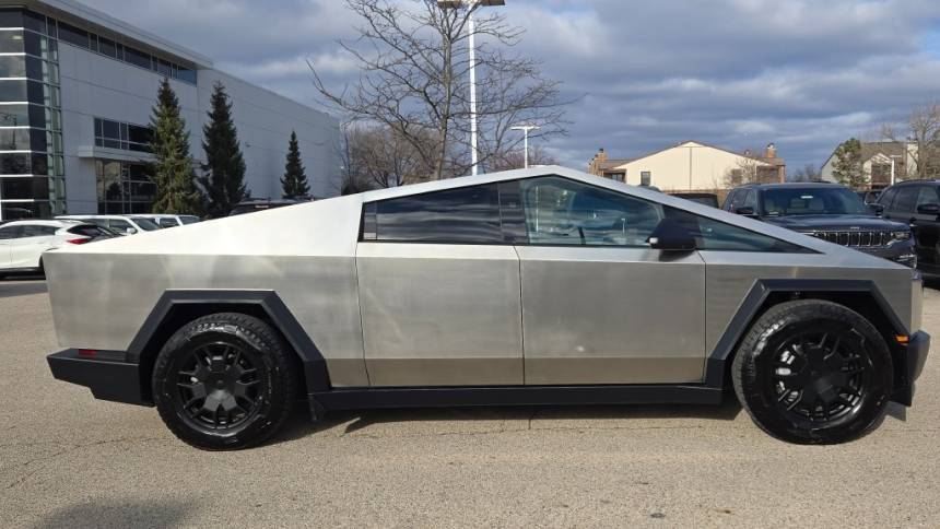 2024 Tesla Cybertruck - Images - 4