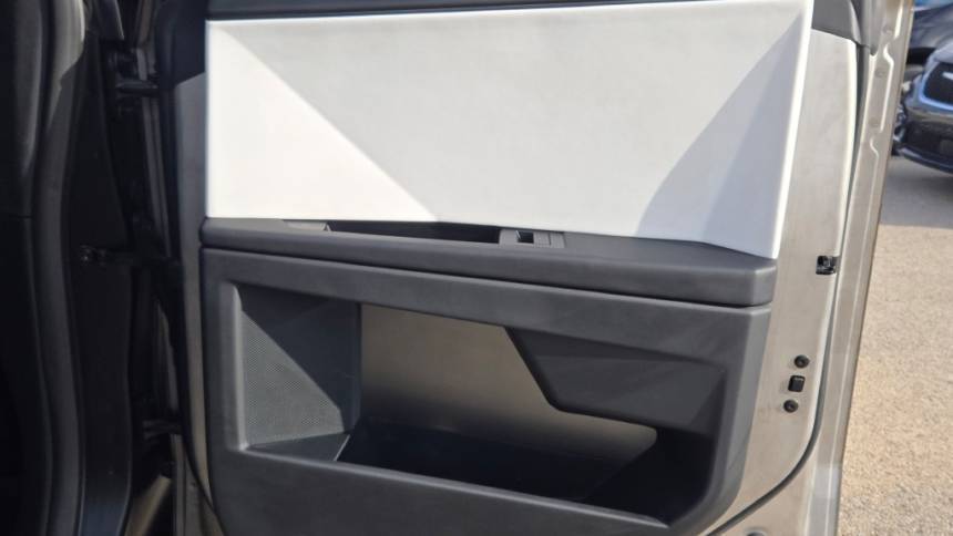 2024 Tesla Cybertruck - Images - 11