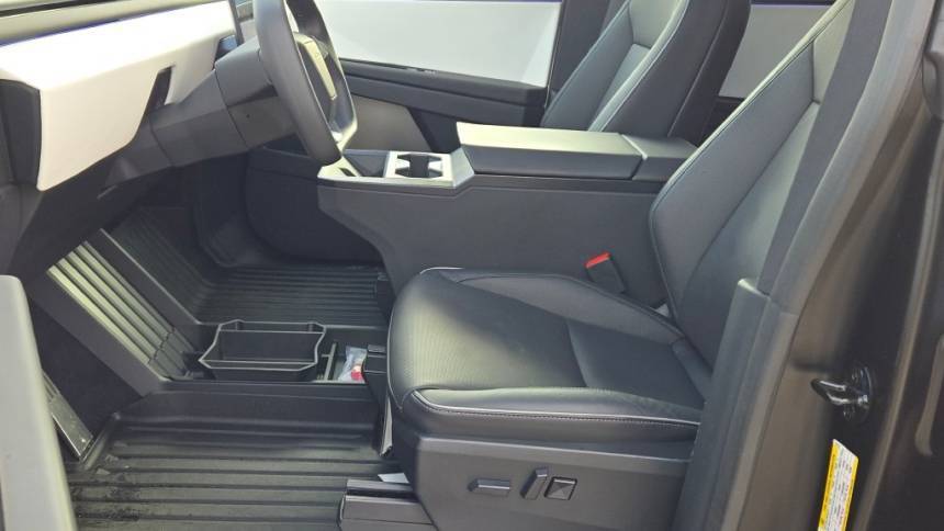 2024 Tesla Cybertruck - Images - 22