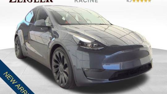 2023 Tesla Model Y 7SAYGDEF4PF936852