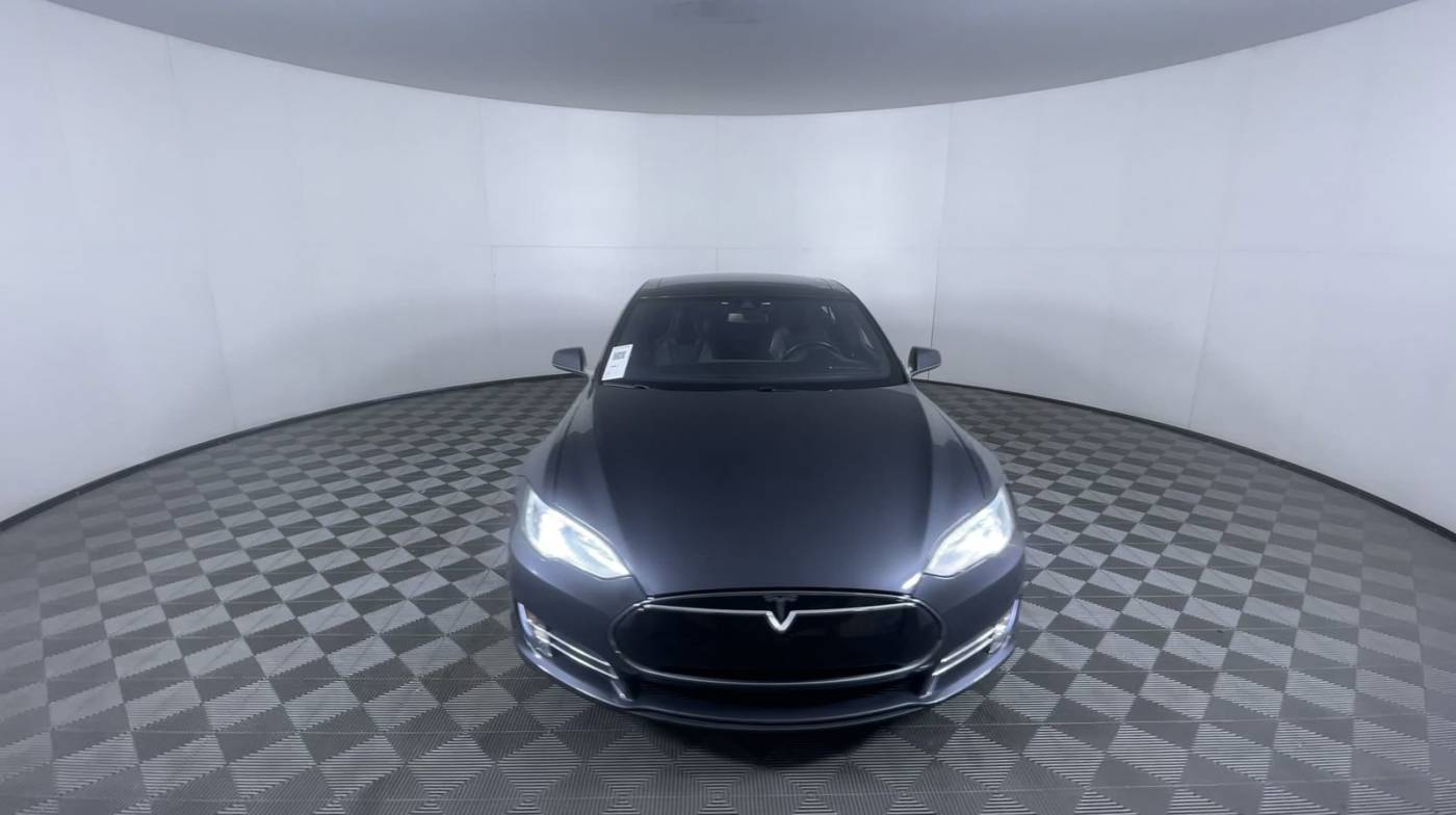 2014 Tesla Model S 5YJSA1H25EFP63139