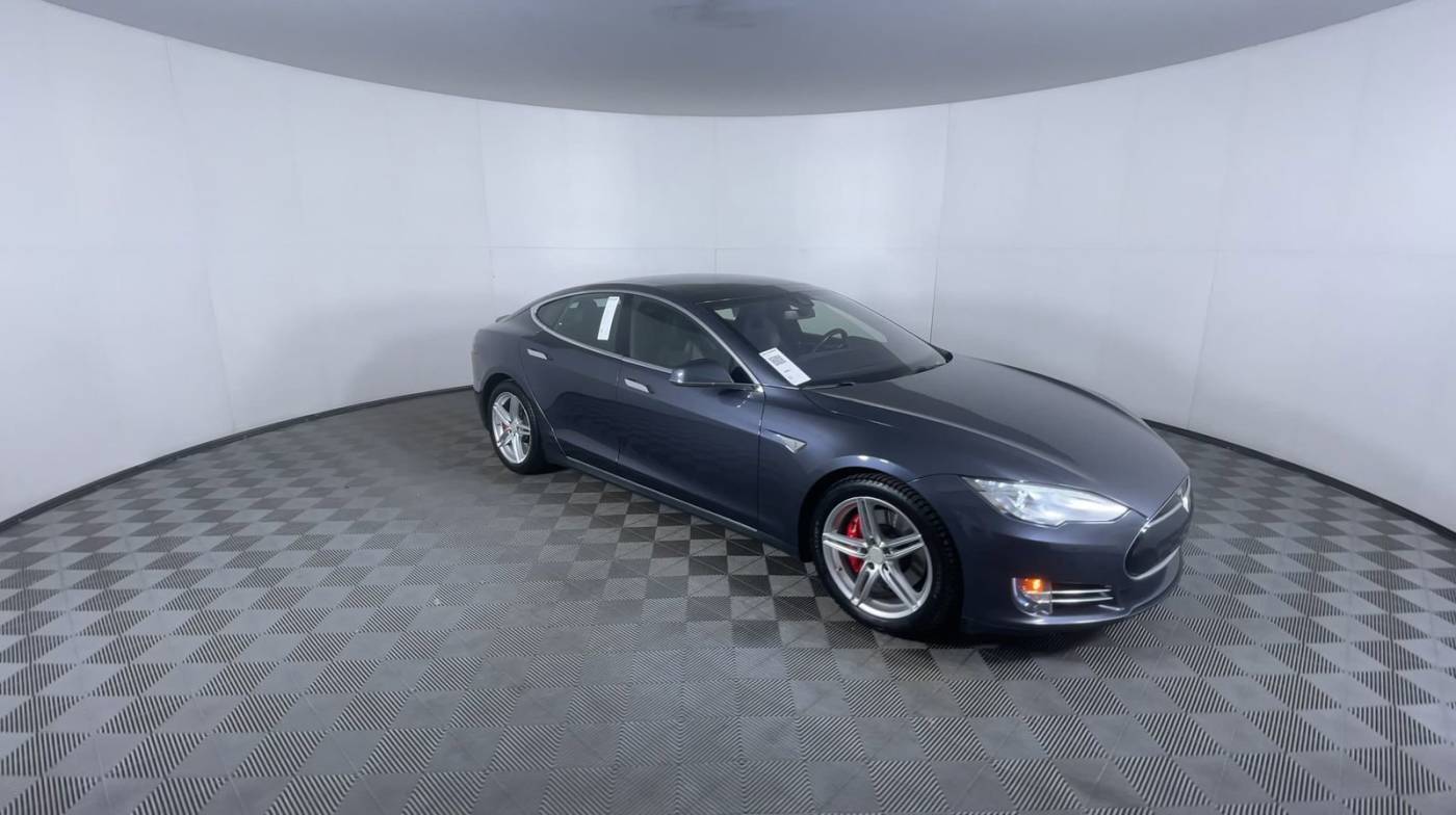 2014 Tesla Model S 5YJSA1H25EFP63139