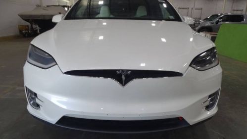 2018 Tesla Model X 5YJXCBE21JF138919