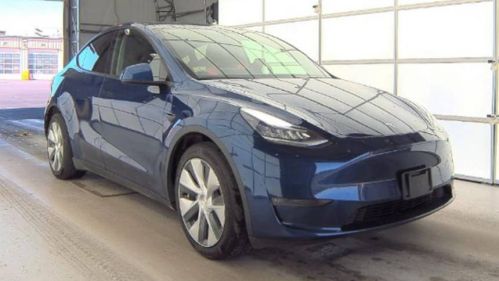 2020 Tesla Model Y 5YJYGDEE3LF015379