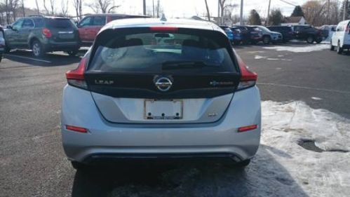 2019 Nissan LEAF 1N4AZ1CP5KC306479